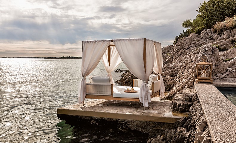 Smania - Garden Furniture